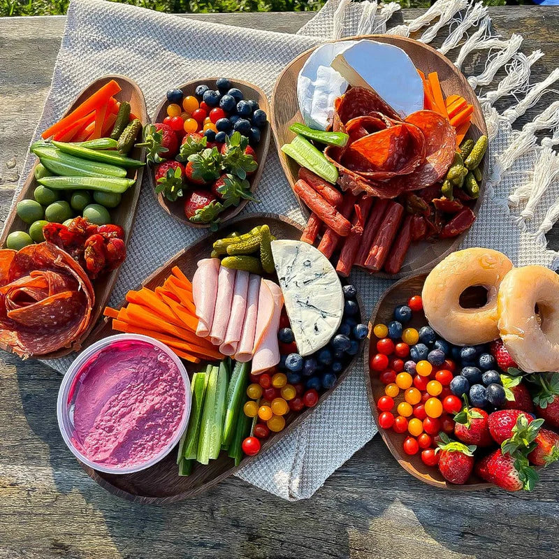 Zestaw tac serwujących z drewna akacjowego (5 sztuk)